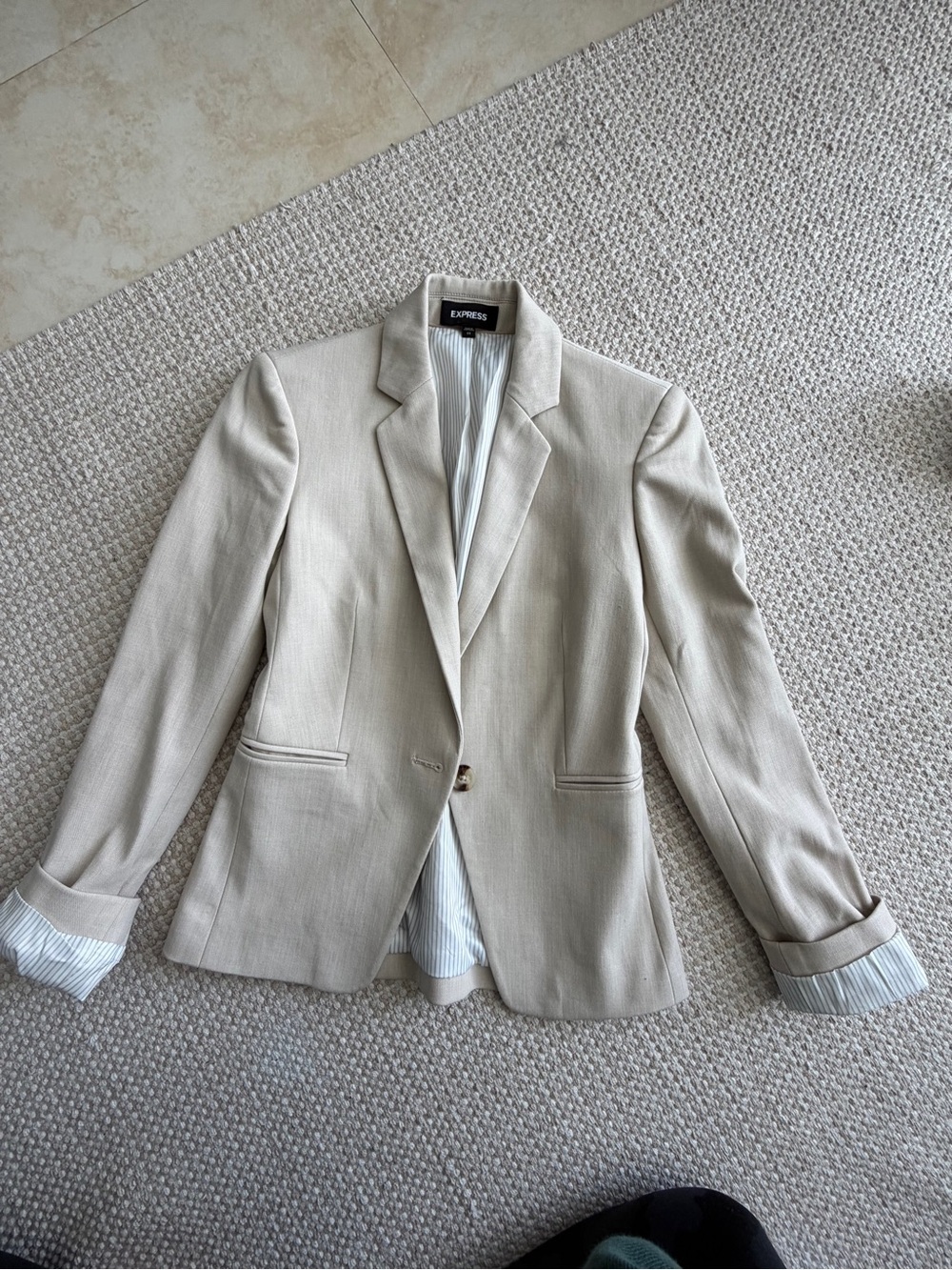 Express Beige Fitted Blazer
